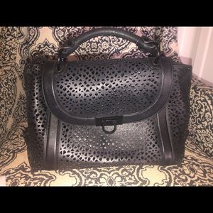 Salvatore Ferragamo Sophia laser cut Noir